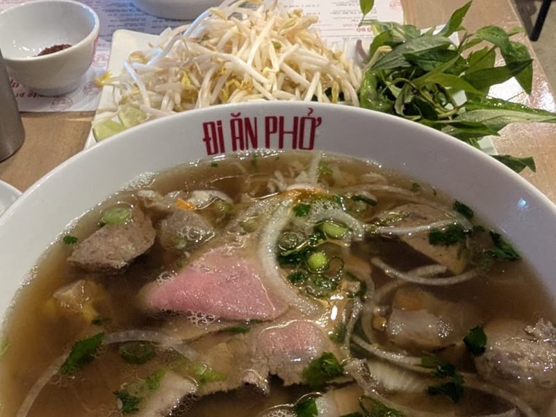 Di An Pho food